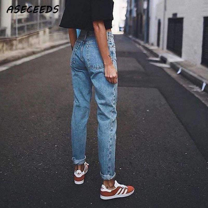 denim streetwear pants in light blue