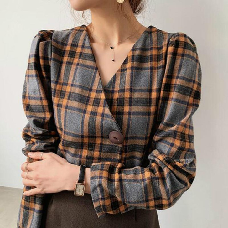 VINTAGE PLAID BUTTON BLOUSE - Cosmique Studio - Aesthetic Outfits