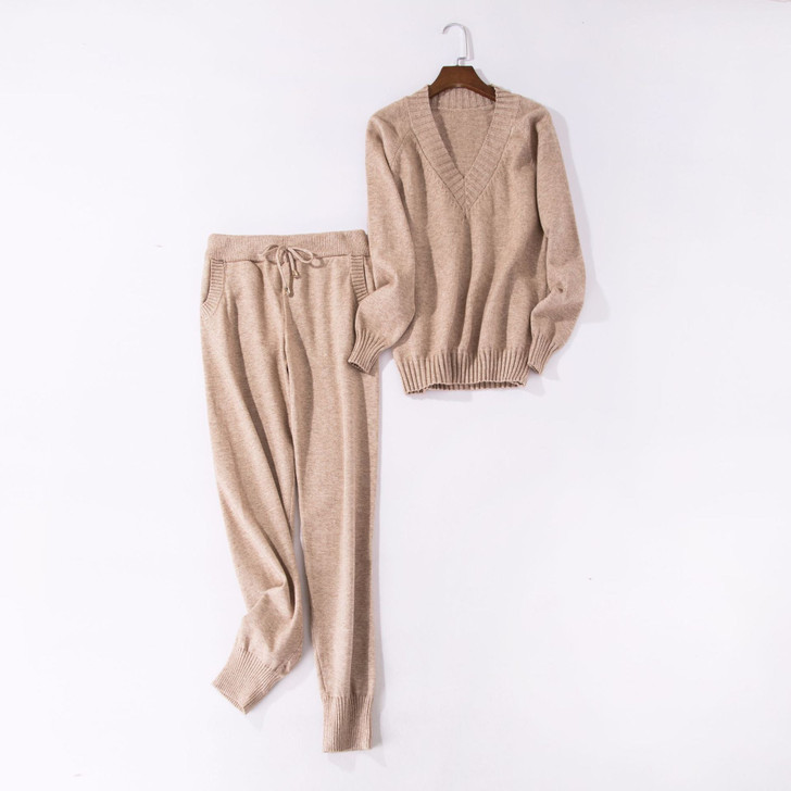 WOOLEN KNITTED TWO PIECE TRACKSUIT - Cosmique Studio