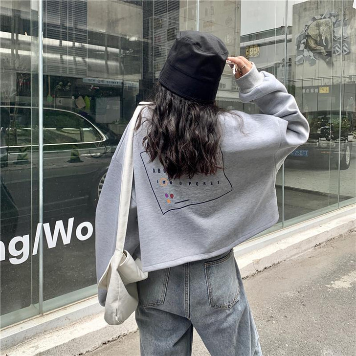 KOREAN OVERSIZE CROP SWEATSHIRT - Cosmique Studio