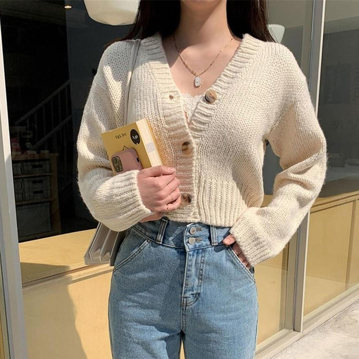 VSCO AESTHETIC CROPPED CARDIGAN - Cosmique Studio VSCO AESTHETIC CROPPED CARDIGAN - Cosmique Studio