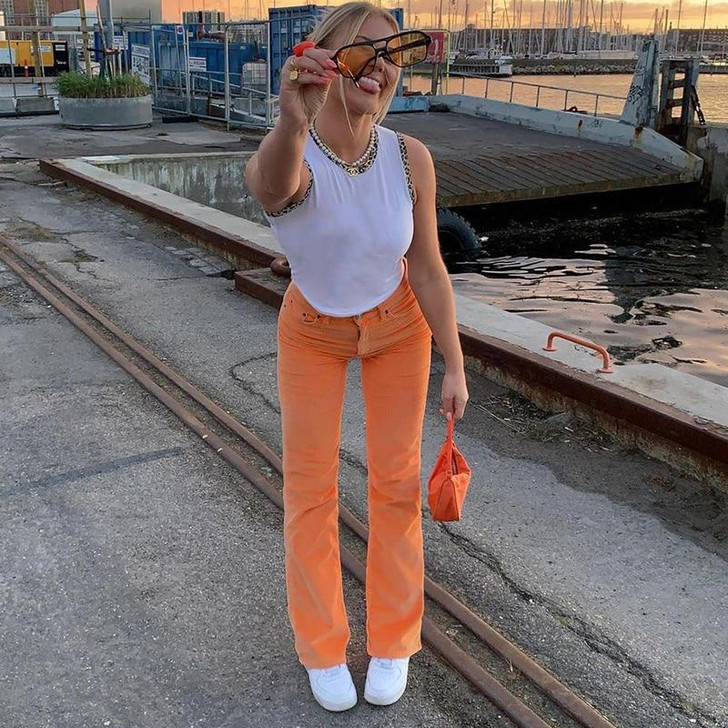 Y2K HIGH WAIST VINTAGE JEAN PANTS-Cosmique Studio Y2K HIGH WAIST VINTAGE JEAN PANTS-Cosmique Studio