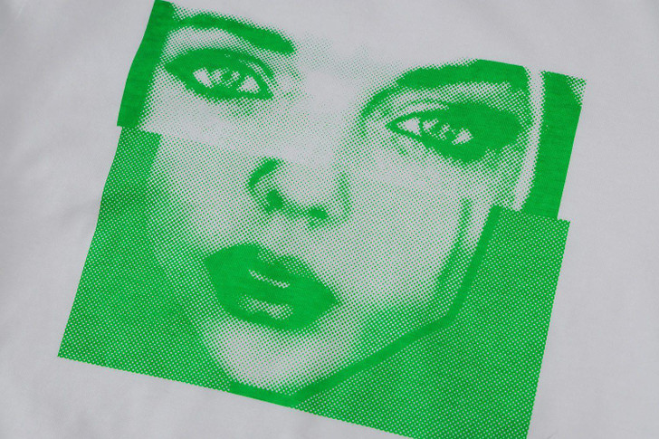 Y2K WOMAN FACE WHITE CROP TOP - Cosmique Studio Y2K WOMAN FACE WHITE CROP TOP - Cosmique Studio