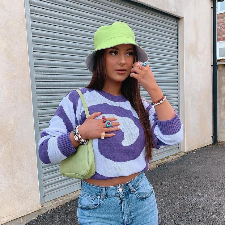 GRUNGE AESTHETIC CIRCULAR DESIGN KNITTED SWEATER GRUNGE AESTHETIC CIRCULAR DESIGN KNITTED SWEATER