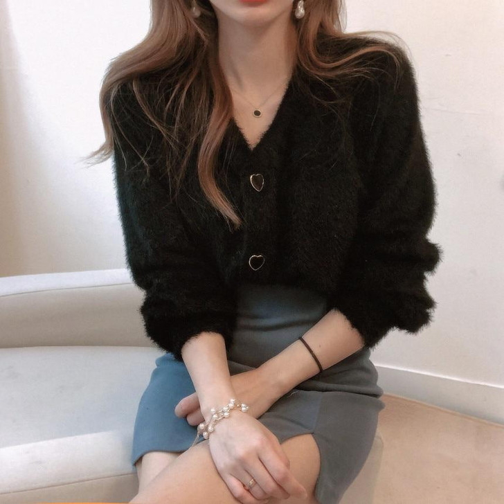 VSCO HEART BUTTON SOFT LOOSE FIT CARDIGAN VSCO HEART BUTTON SOFT LOOSE FIT CARDIGAN