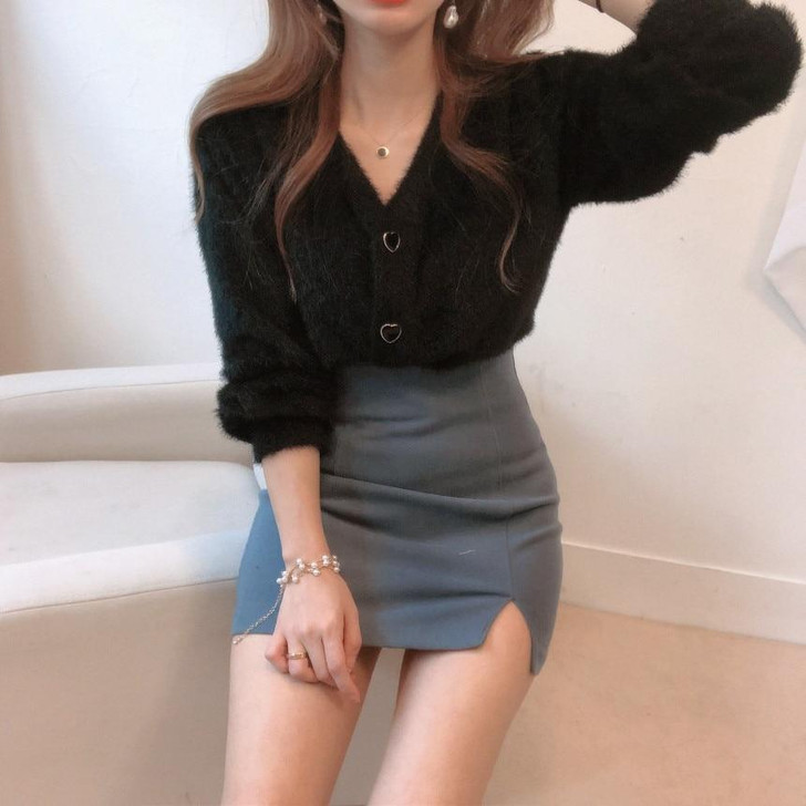 VSCO HEART BUTTON SOFT LOOSE FIT CARDIGAN VSCO HEART BUTTON SOFT LOOSE FIT CARDIGAN