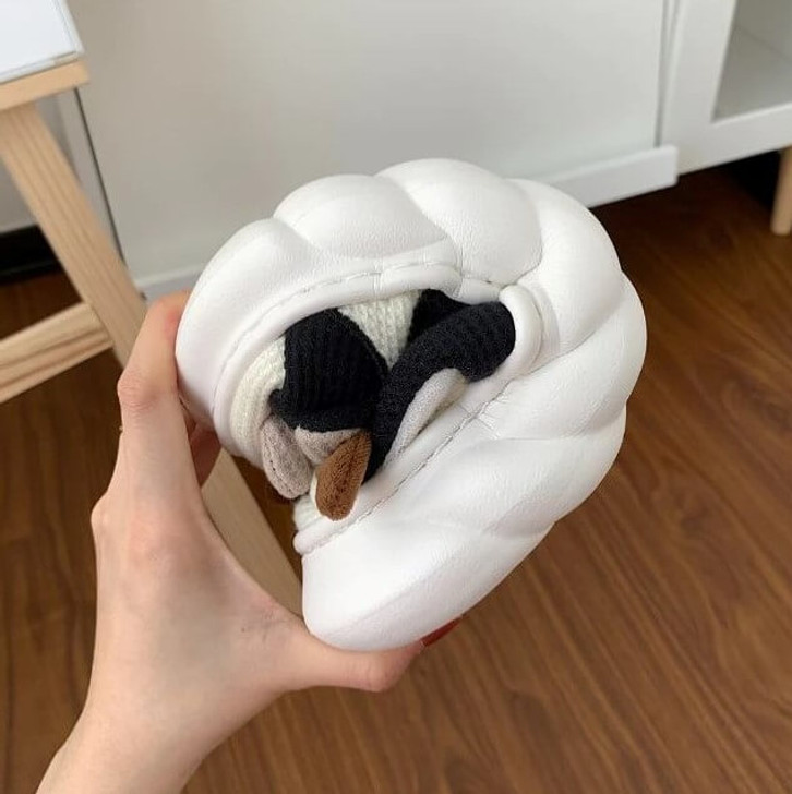 Linen Cow Print Slippers Linen Cow Print Slippers