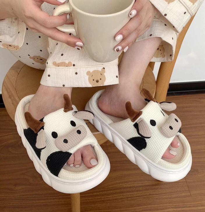 Linen Cow Print Slippers Linen Cow Print Slippers