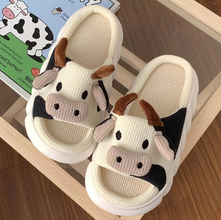 Linen Cow Print Slippers Linen Cow Print Slippers