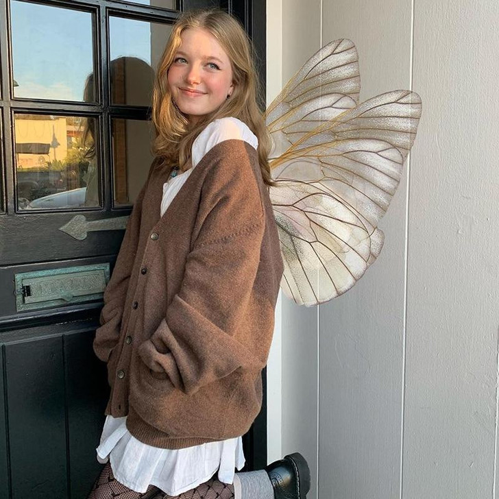 90S AESTHETIC FRONT BUTTONED OVERSIZE BROWN SWEATER 90S AESTHETIC FRONT BUTTONED OVERSIZE BROWN SWEATER