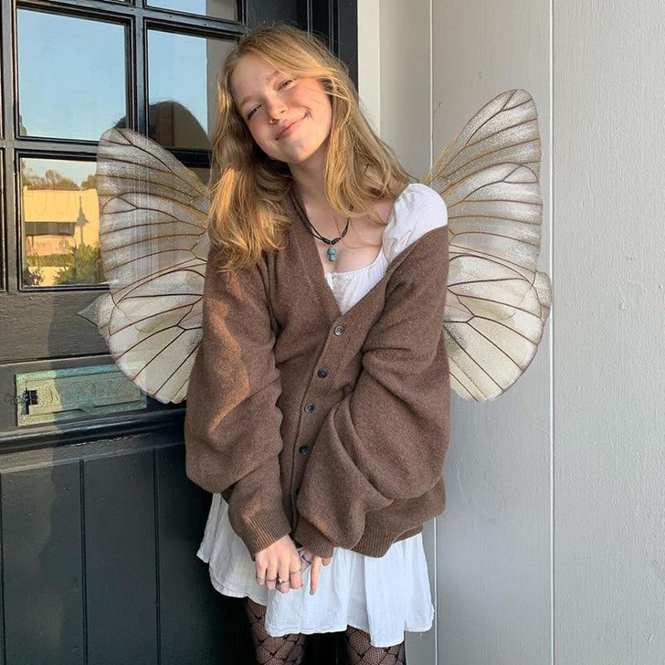 90S AESTHETIC FRONT BUTTONED OVERSIZE BROWN SWEATER 90S AESTHETIC FRONT BUTTONED OVERSIZE BROWN SWEATER
