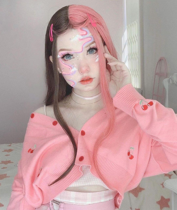 AESTHETIC CHERRY CROP SWEATER - Cosmique Studio