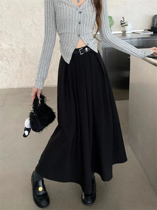 Dark Academia Pleated Midi Skirt