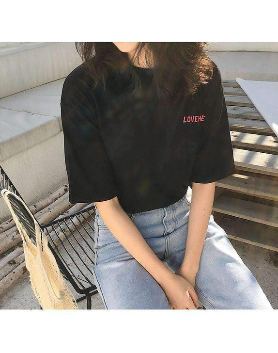 LOVE AND HATE TEE-love and hate black tee with a drawing of wired rose crownStudio LOVE AND HATE TEE-love and hate black tee with a drawing of wired rose crownStudio