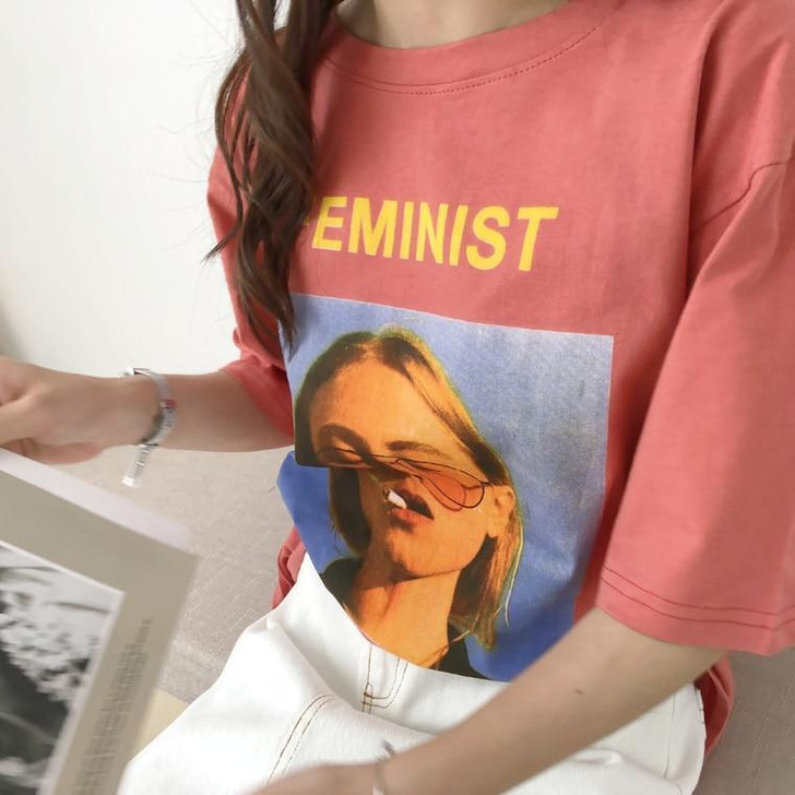 FEMINIST TEE - Cosmique Studio