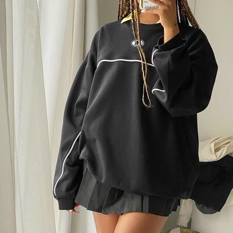 VSCO BLACK STRIPED SWEATSHIRT Cosmique Studio