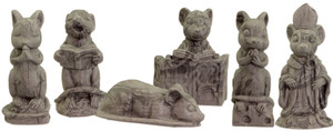 Church Mice - Praying Mouse - Grey