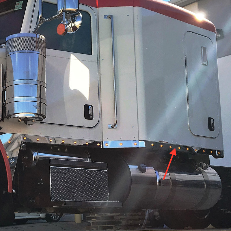 48-Inch-Peterbilt-388-Sleeper-