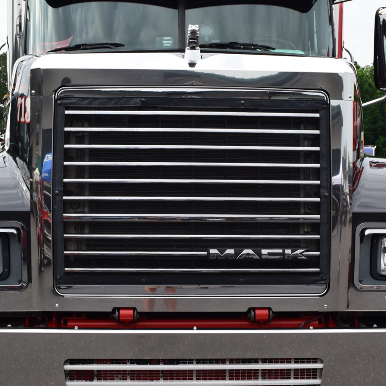 Mack CH Grill Surround Bug & Side Grill Deflector Combo