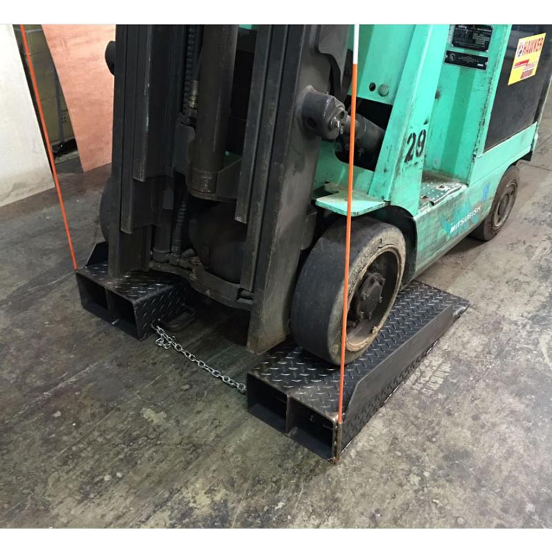 SemiTruck Fifth Wheel Frame Ramps