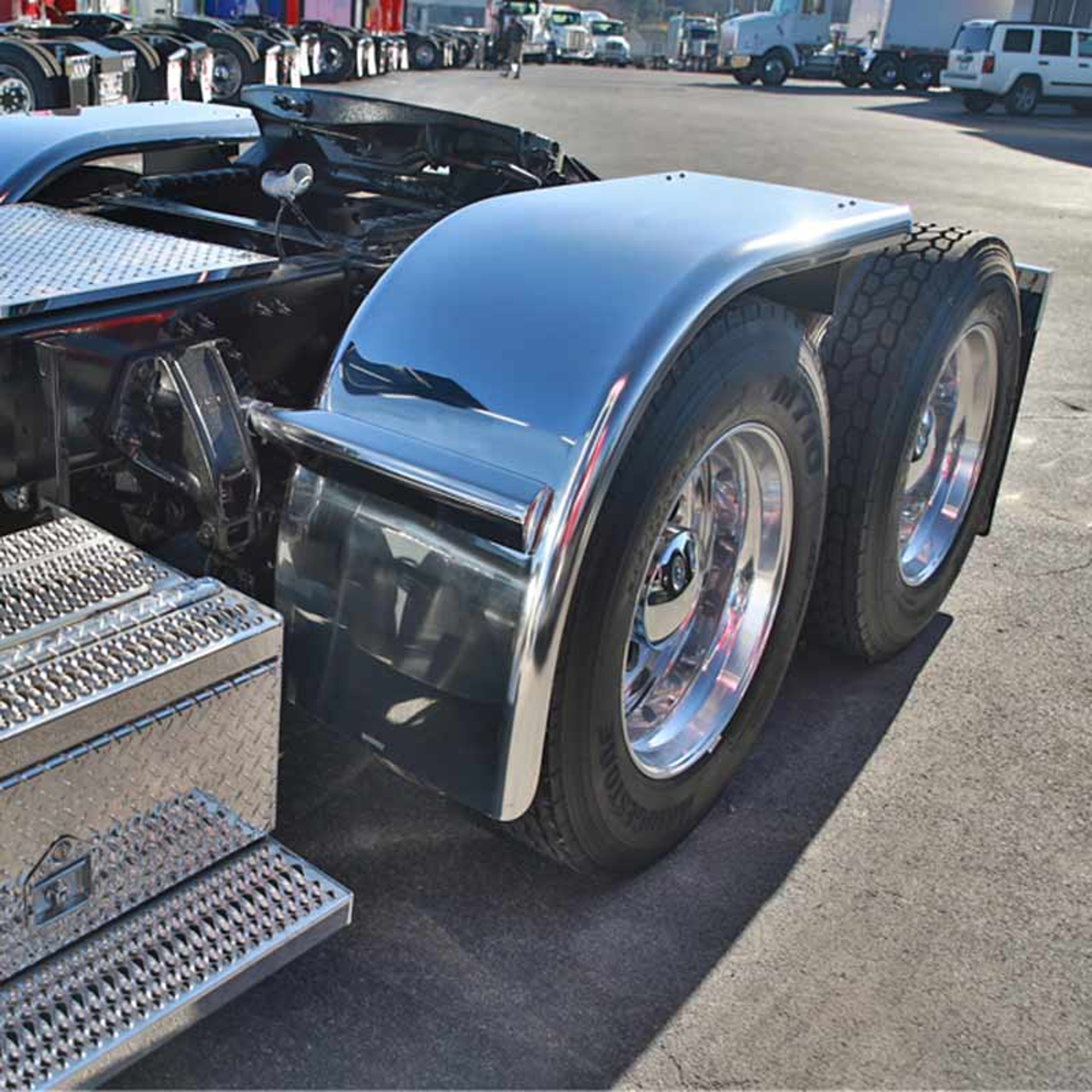 80" Semi Truck Half Fenders Smooth Stainless Steel With Rolled Edge