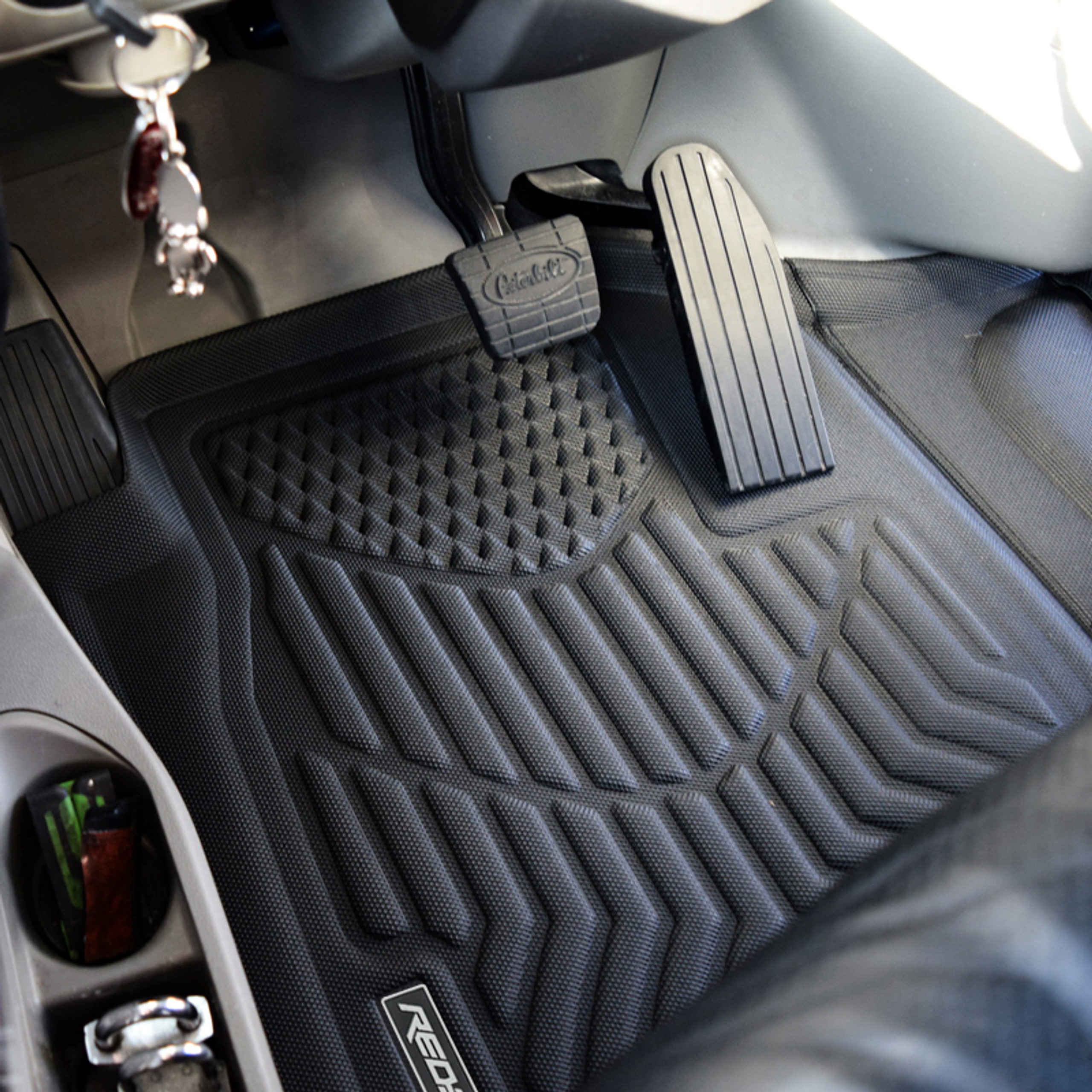 Peterbilt 579 Mid Roof Precision Fit Floor Mat By Redline Raney's