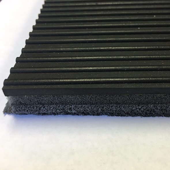 Peterbilt Motors OEM Sleeper Cab Logo Ribbed Semi Truck Vinyl Rubber Floor Mats Peterbilt Motors OEM Sleeper Cab Logo Ribbed Semi Truck Vinyl Rubber Floor Mats