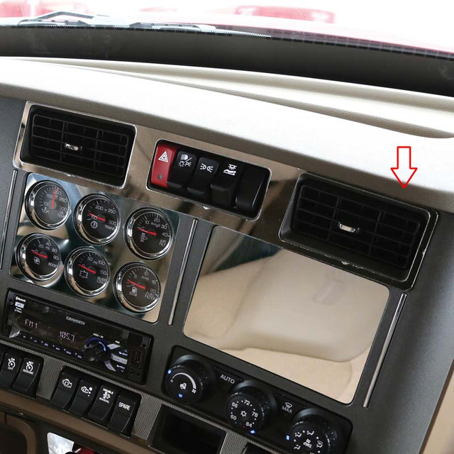 Kenworth T680 & T880 Battery Box Cover & Steps By RoadWorks Raney's