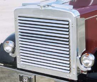 Peterbilt 359 Grill With 16 Louver-Style Bars By RoadWorks