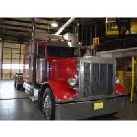 Peterbilt 379 Extended Hood Grill Mounted