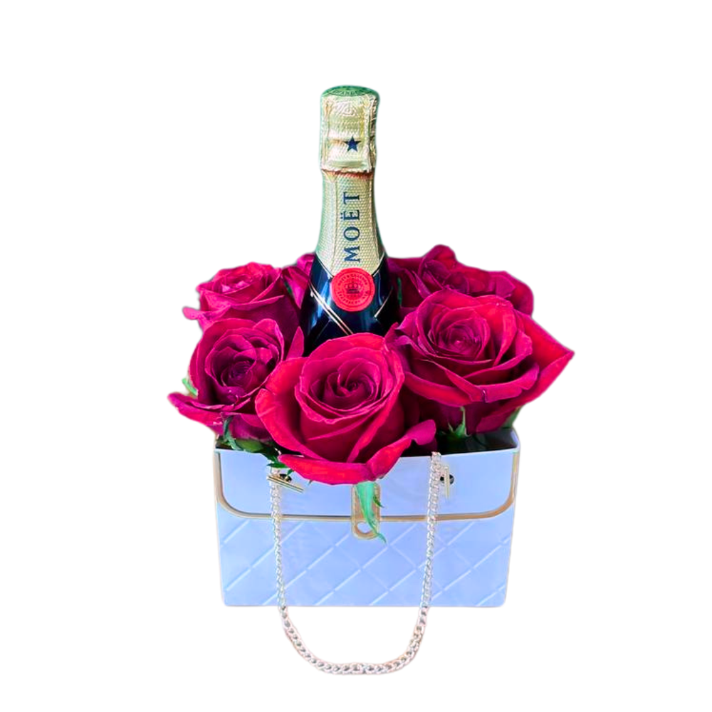 Fashionista Bloom Box (White) — El Paso florist arrangement