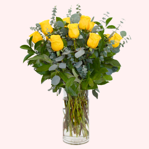 Modern Dozen Yellow Roses — El Paso florist arrangement