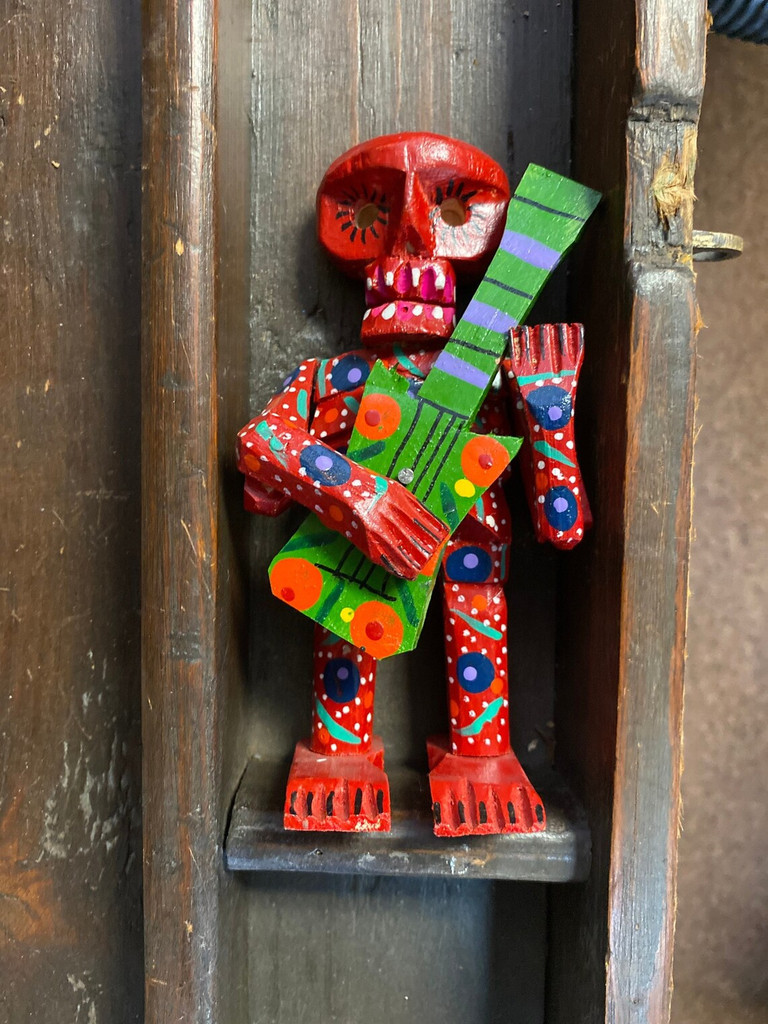 Guatemalan Folk Art, Guatemalan Skeleton, Handcarved Guatemalan Skeleton, Day of the Dead Skeleton 