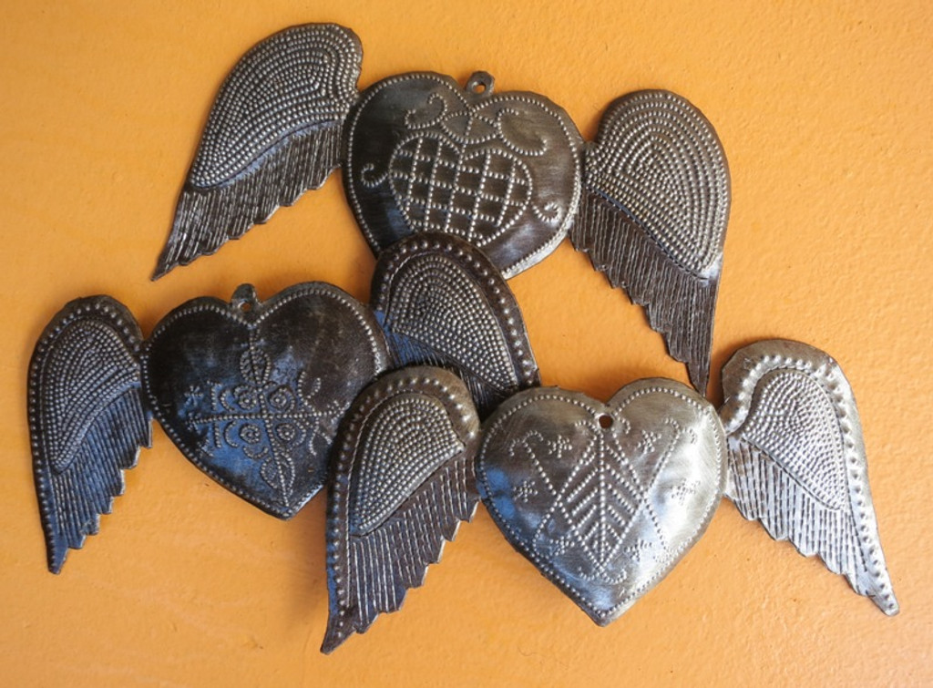 Hearts with Wings (set of 3)  SM364  6" X 3"