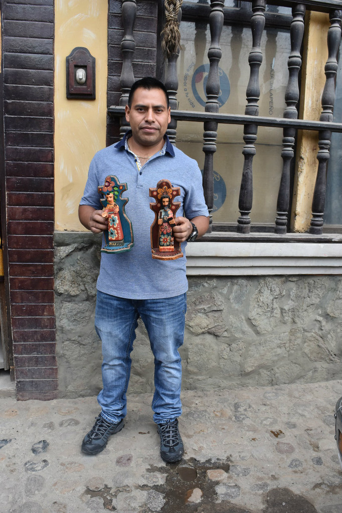 Hand carved Virgin Figure. Made in Chichicastenango Guatemala, Santo Saint