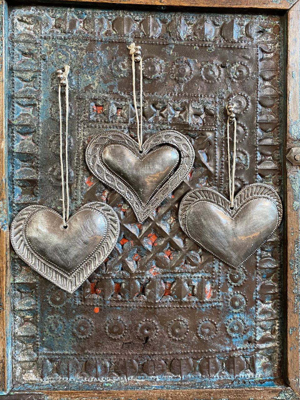 small heart ornaments handmade, Haitian milagro heart charms, recycled steel heart décor, fair trade Haitian metal art, handmade love ornaments, set of 3 heart decorations