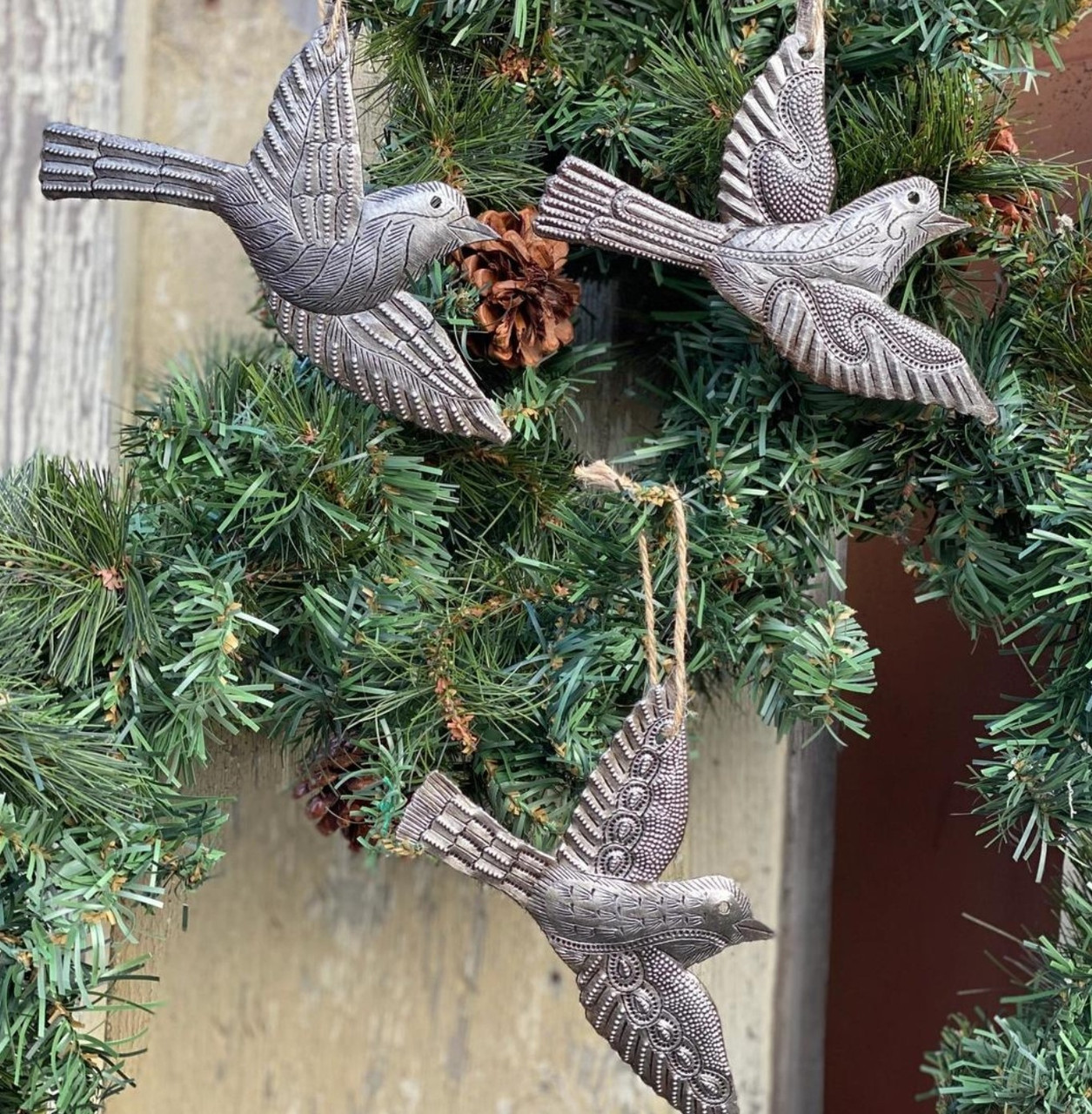 Set of 5 Fine Detail Birds, Wall Hanging Birds facing Right, Handmade in Haiti, Garden Home Decor Set of 5 Fine Detail Birds, Wall Hanging Birds facing Right, Handmade in Haiti, Garden Home Decor