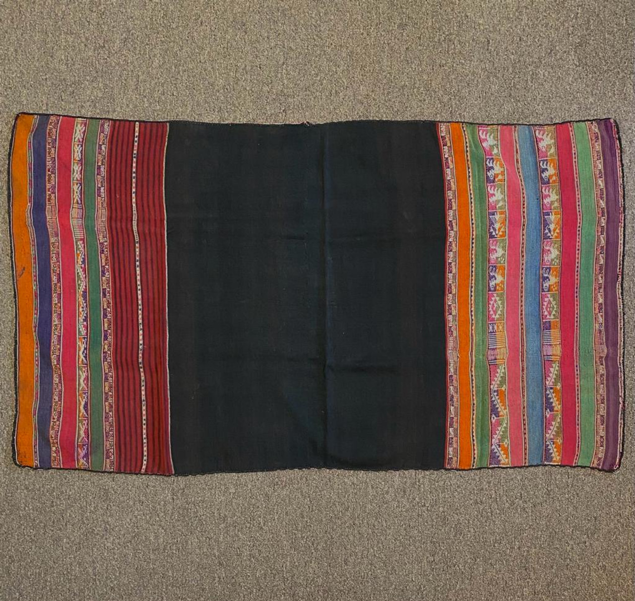 Manta, Antique Bolivian Manta, Anteique Bolivian Decor, Bolivian Textiles, VIntage Bolivian Textiles, Bolivian FOlk ARt, Colorful Manta, Collectible Textiles, Home Decor Textiles, Bolivia Folk Art, Antique Manta