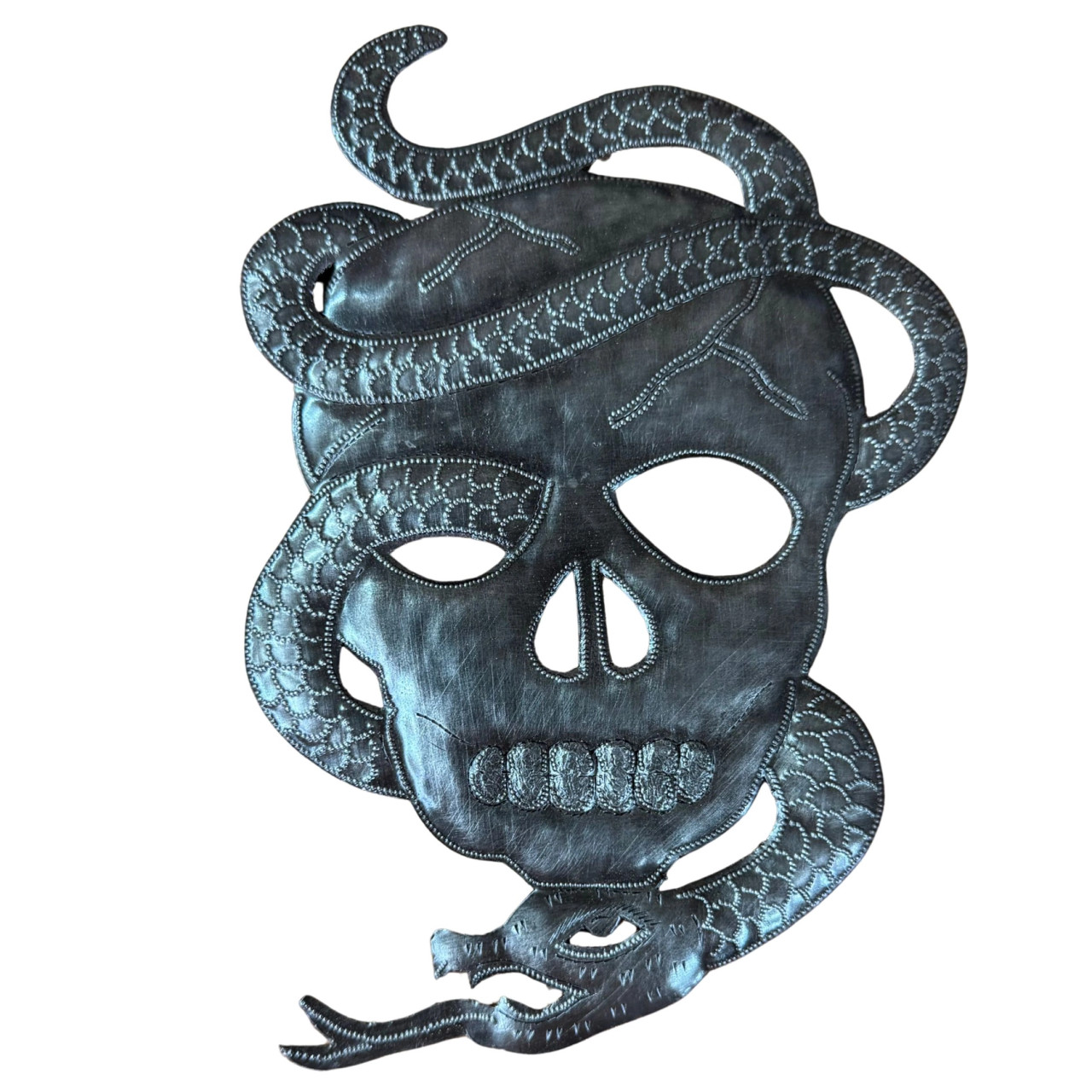  Damballa, often symbolizes the cycle of life, death, and rebirth, as well as the balance between the earthly and spiritual realms. 