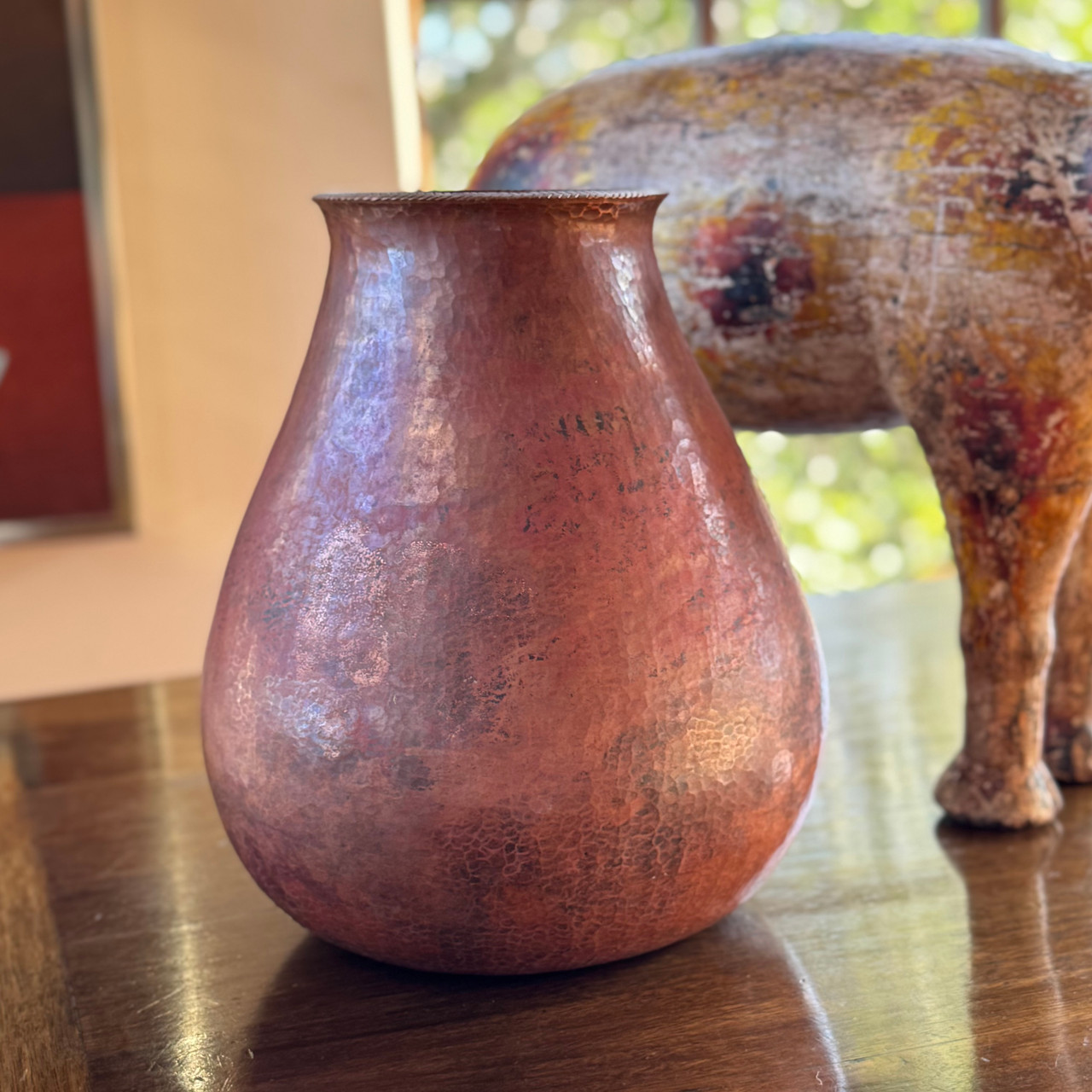 Artisan copper vase
Vintage copper vase
Solid copper décor
Handmade copper vessel