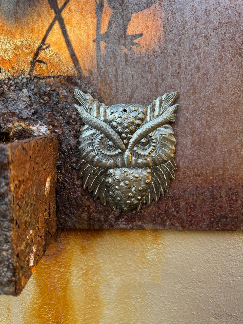 NATURAL METAL FINISH – Not painted. Each owl features the authentic texture and patina of reclaimed steel.