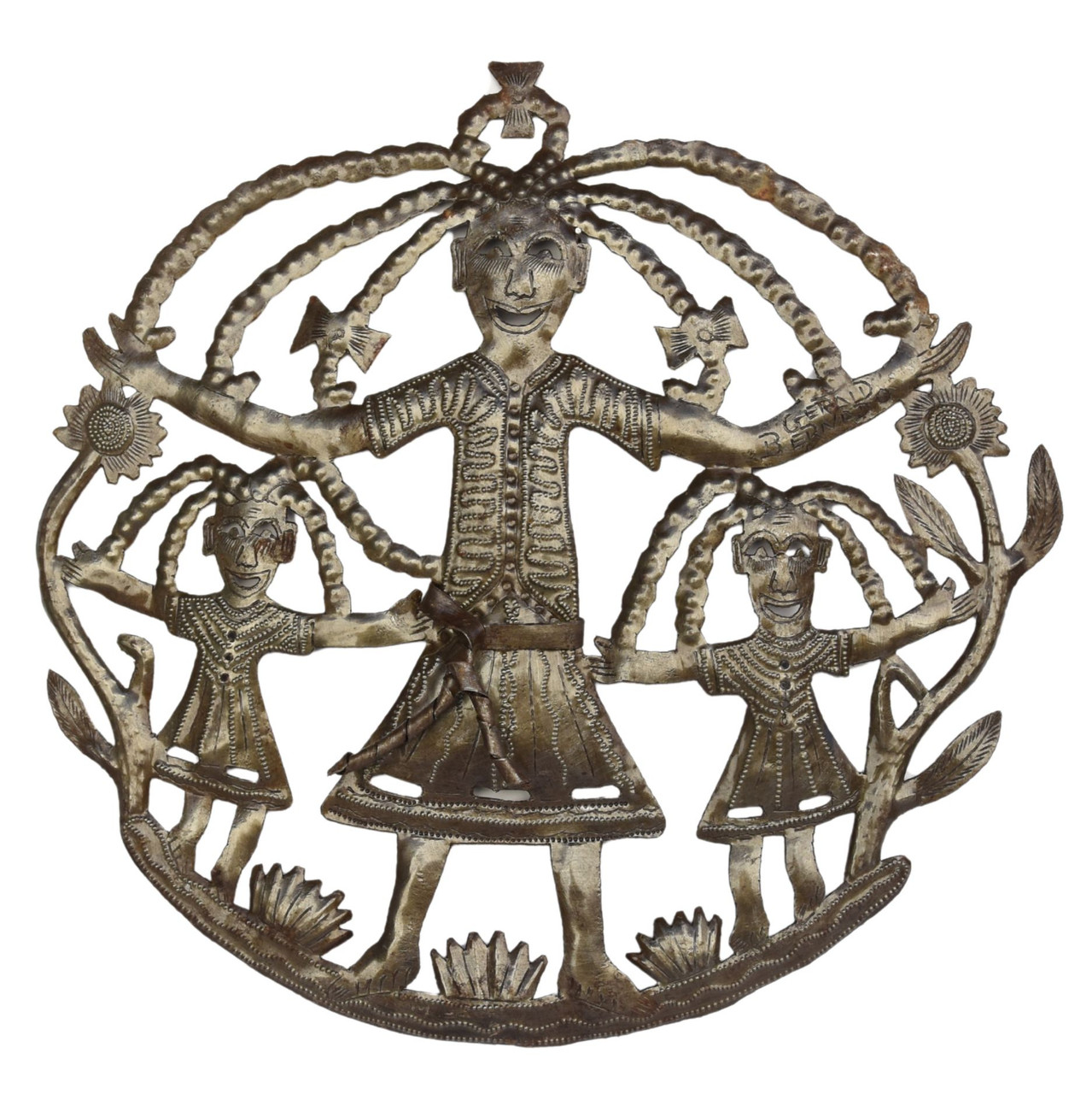 Haitian metal art
mother daughter wall decor
family wall art
folk art Haiti