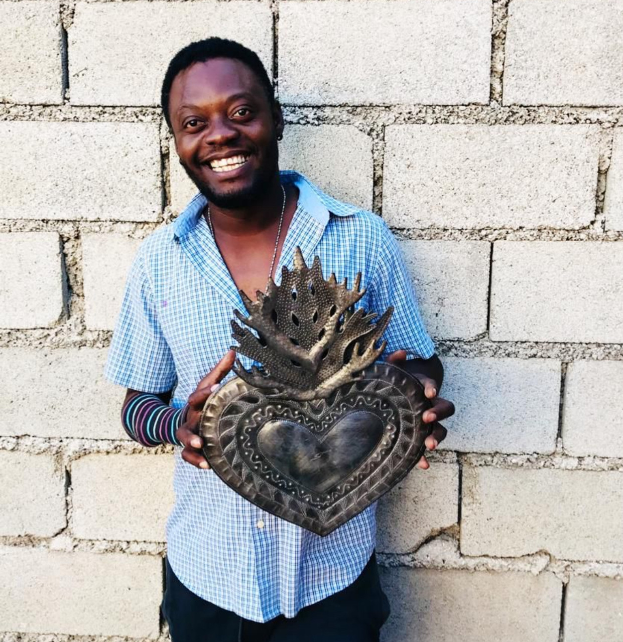Haitian artist metal sculptor