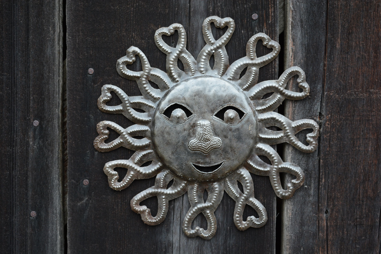 Indoor and outdoor wall art, Haiti metal bright sunny sun