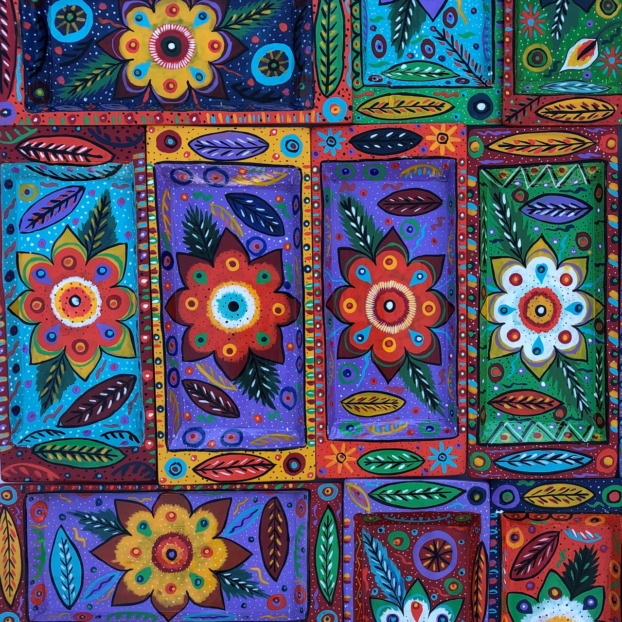 hand painted wooden tray
Guatemalan decor
Hand painted home accent
Cultural art bowl