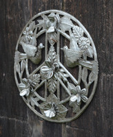 Indoor and outdoor Metal Art from Haiti, Peace Sign