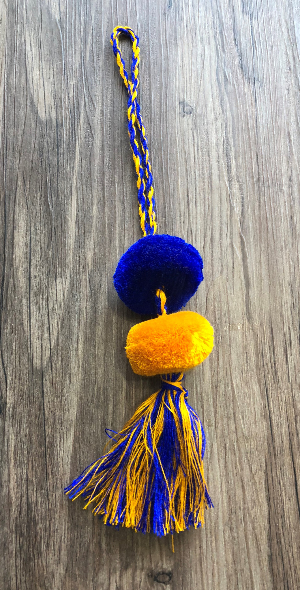 Mayan Arts Pom Pom Tassel, Charming Small Pom Poms Women's Fashion Hand  Bags or Home Accent Decor Accessories, Handmade in Guatemala