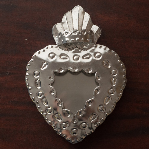 Tin Nicho, Tin Heart Nicho, Vintage Tin Heart Nicho, Heart Shadow Box, Tin Heart Shadow Box  Tin Nicho, Tin Heart Nicho, Vintage Tin Heart Nicho, Heart Shadow Box, Tin Heart Shadow Box