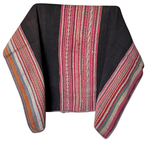 Vintage Bolivian Lyme Manta Aguayo – Handwoven Andean Textile w/ Cinta Vintage Bolivian Lyme Manta Aguayo – Handwoven Andean Textile w/ Cinta