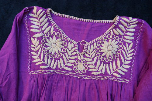 Hand Embroidered Blouse Puebla Mexico  MEX0428